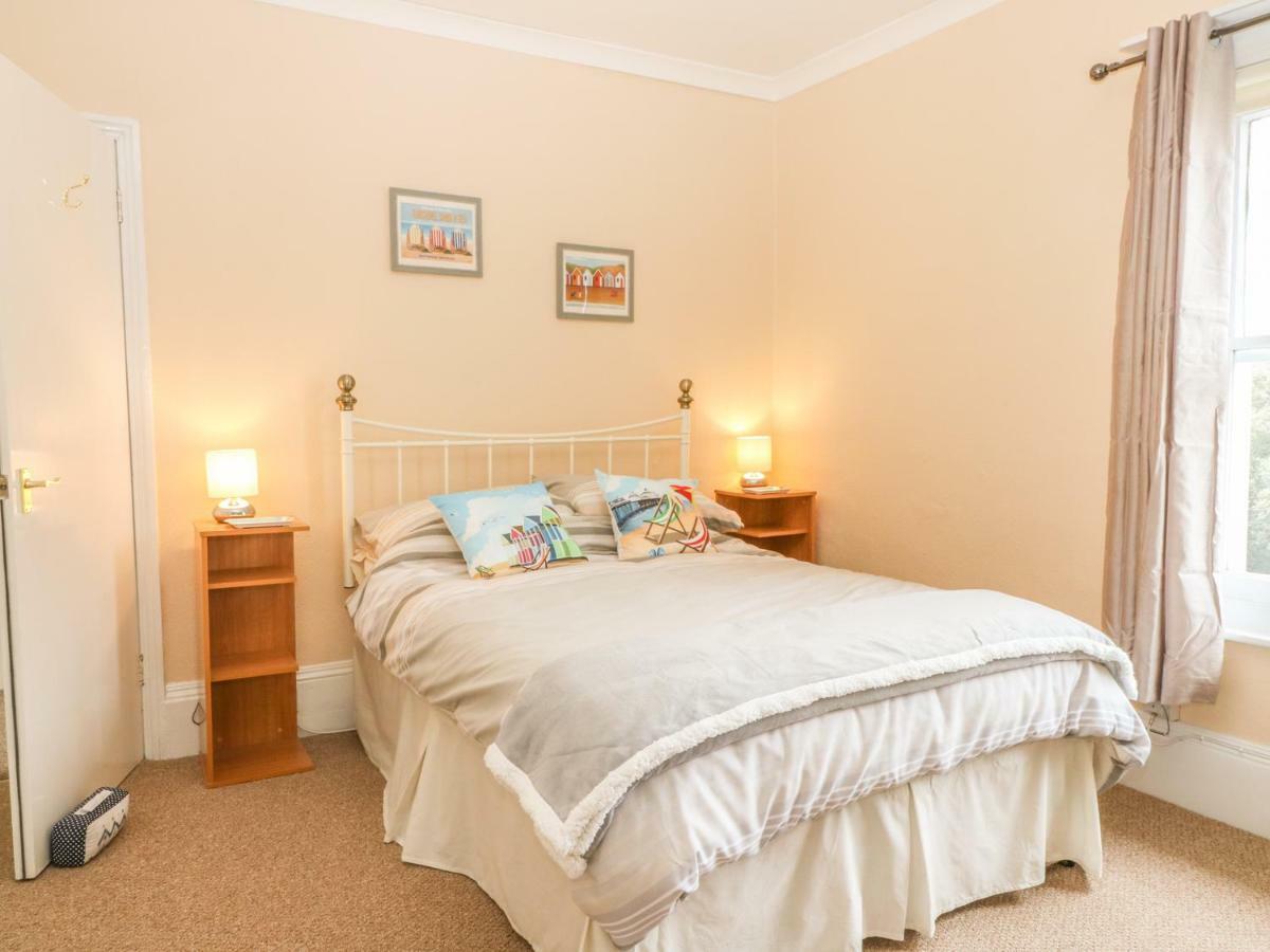 Saltwood Apartamento Eastbourne Exterior foto