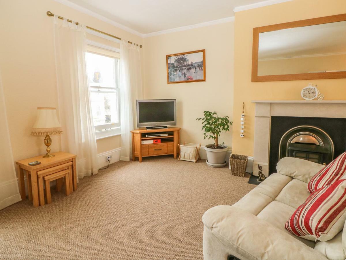 Saltwood Apartamento Eastbourne Exterior foto